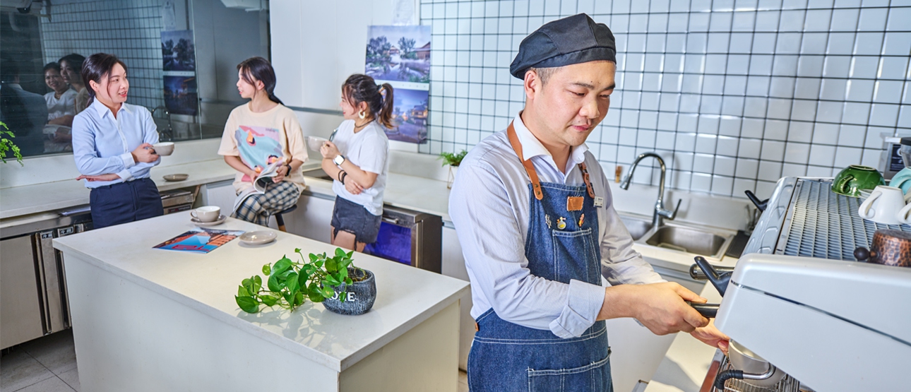 企業(yè)增值服務(wù)-物業(yè)團餐